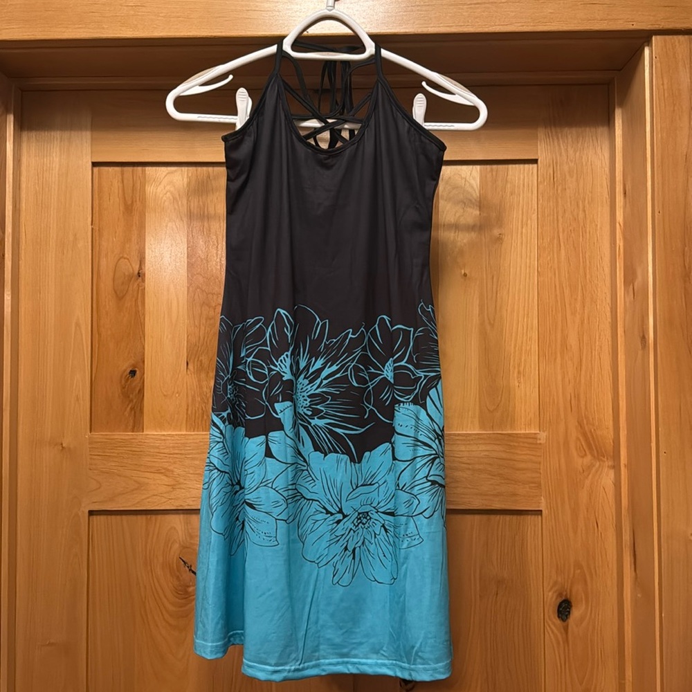 Beautiful tropical print dress